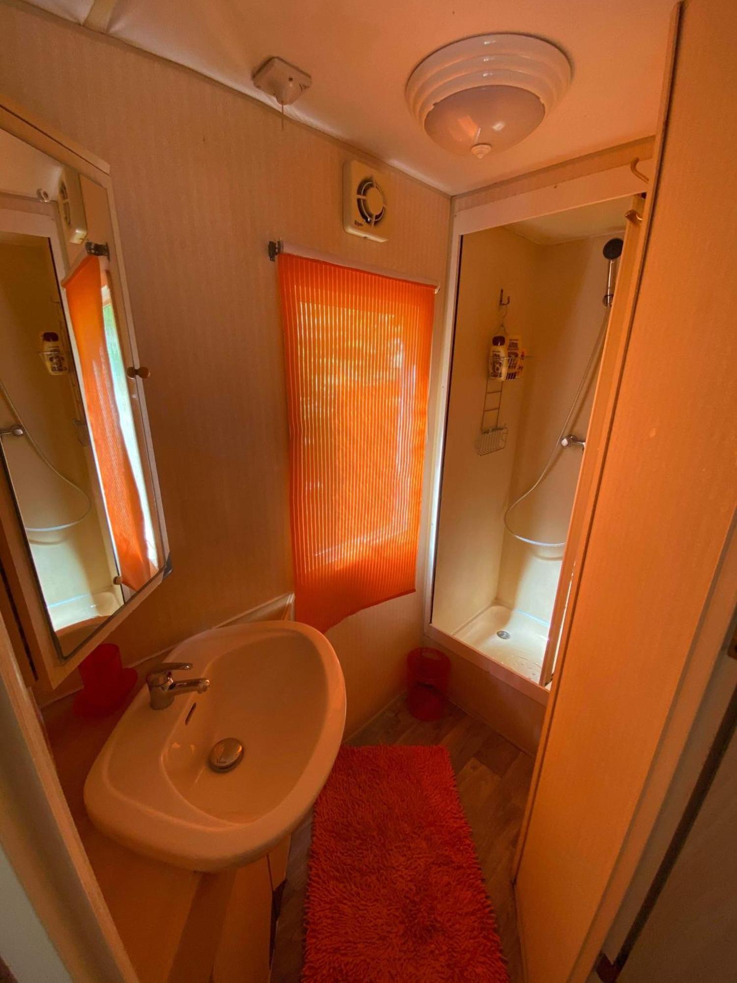 Mobil home au Camping Sellig Le Muy Bagian luar foto