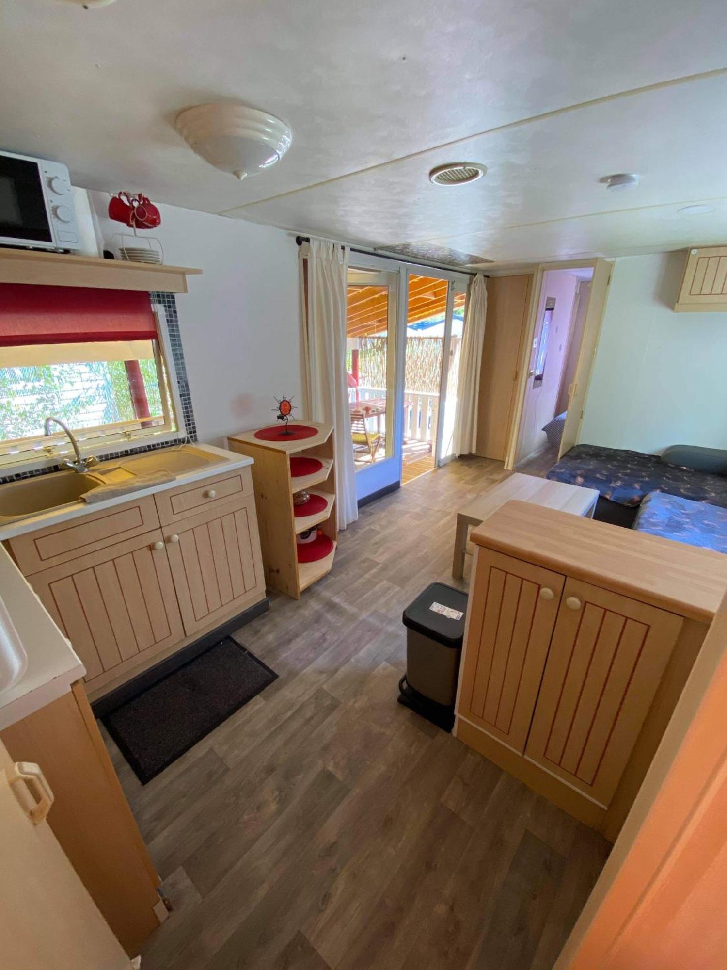 Mobil home au Camping Sellig Le Muy Bagian luar foto